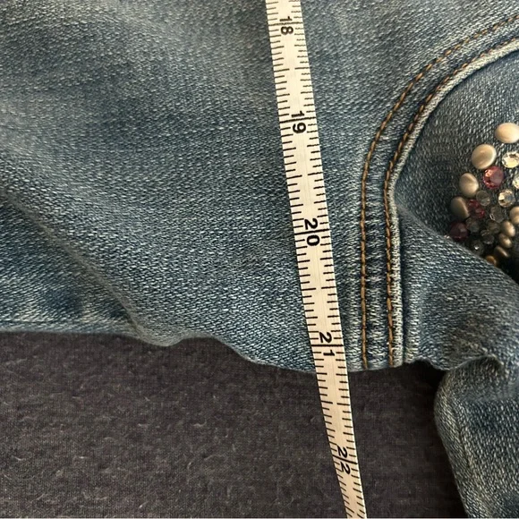 Denim Jacket with rhinestones - Picture 10 of 10